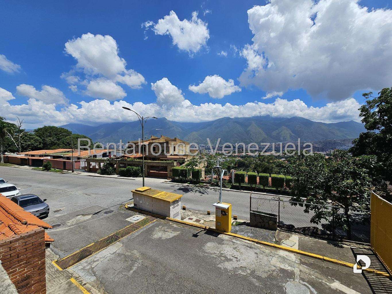 Casa en Macaracuay, Caracas – 11