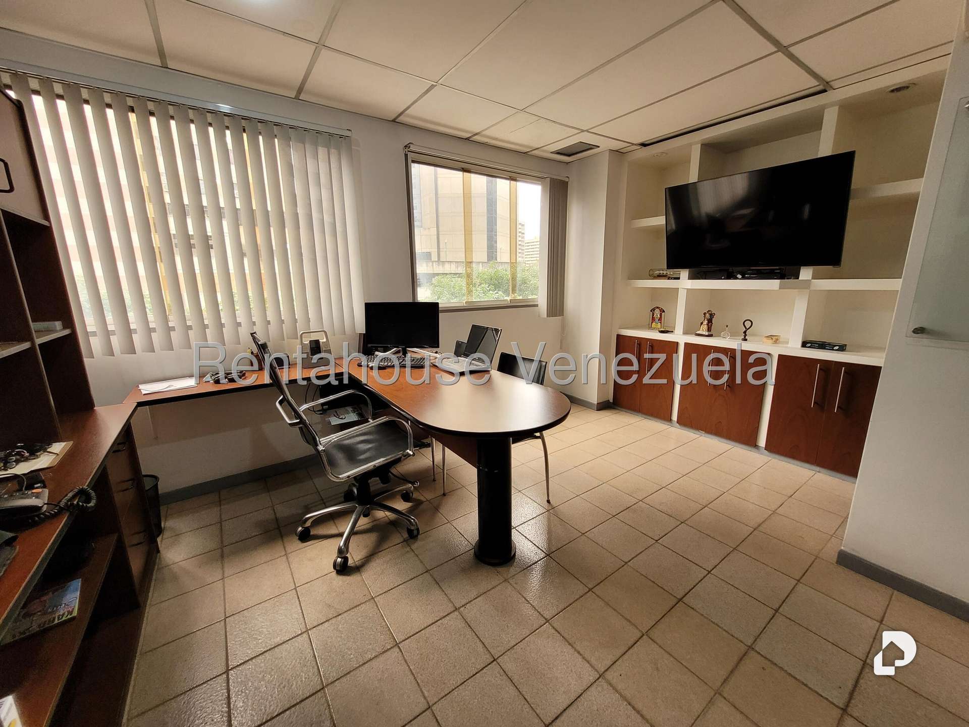 Local comercial en Parroquia La Candelaria, Caracas – 10