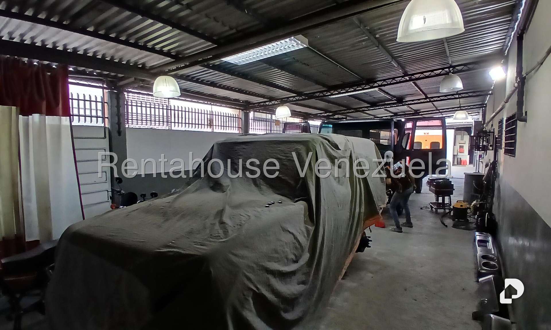 Local comercial en Boleíta Norte, Caracas – 15