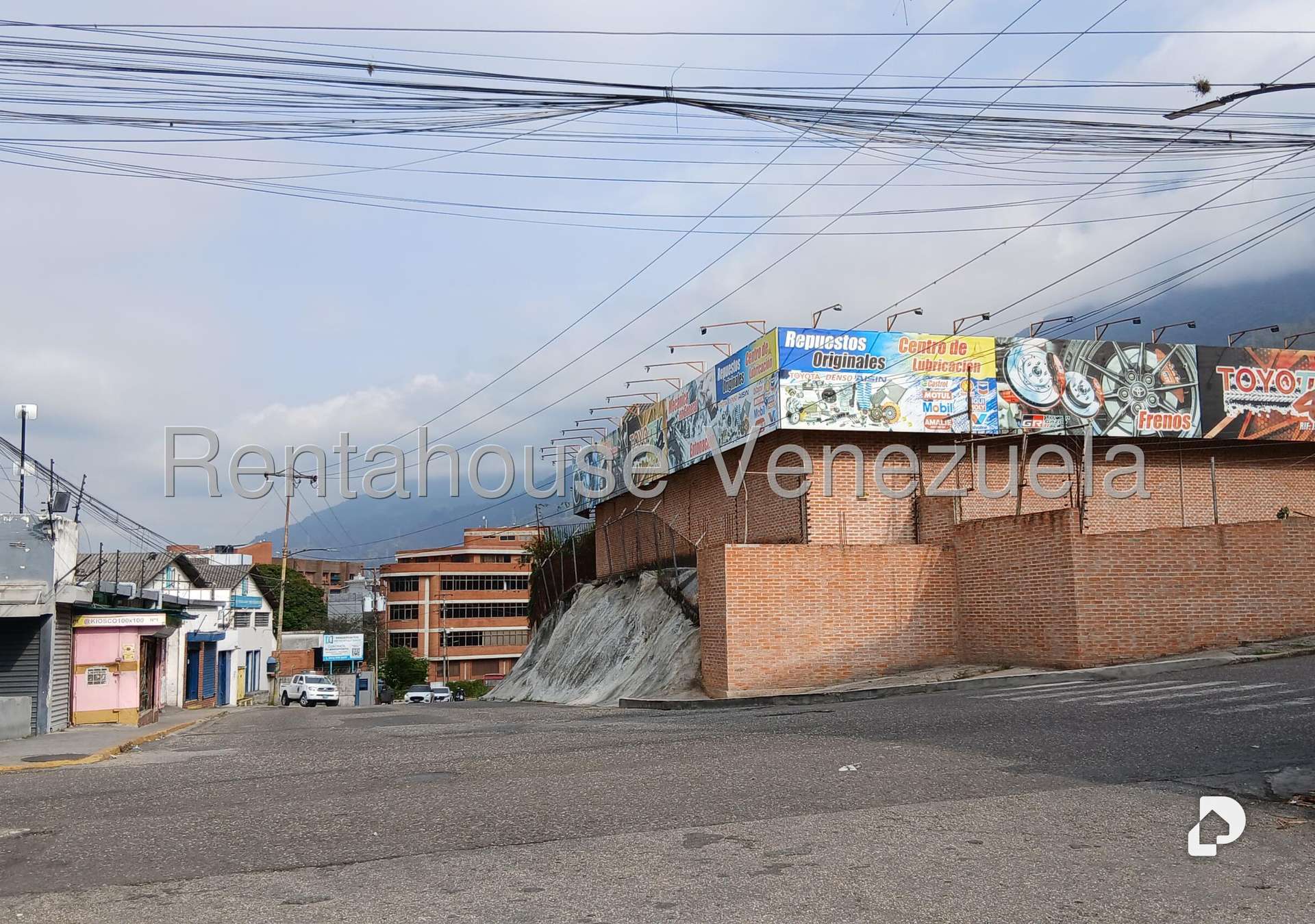 Local comercial en Boleíta Norte, Caracas – 33