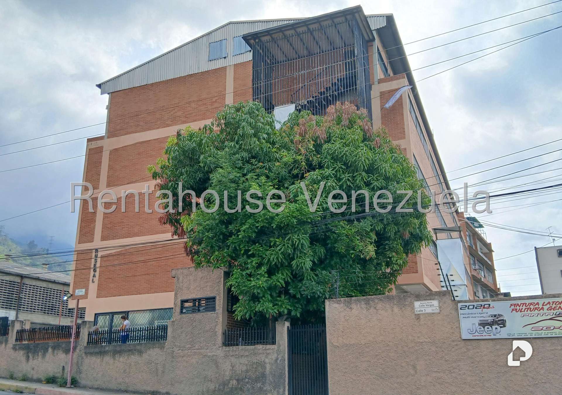 Local comercial en Boleíta Norte, Caracas – 37
