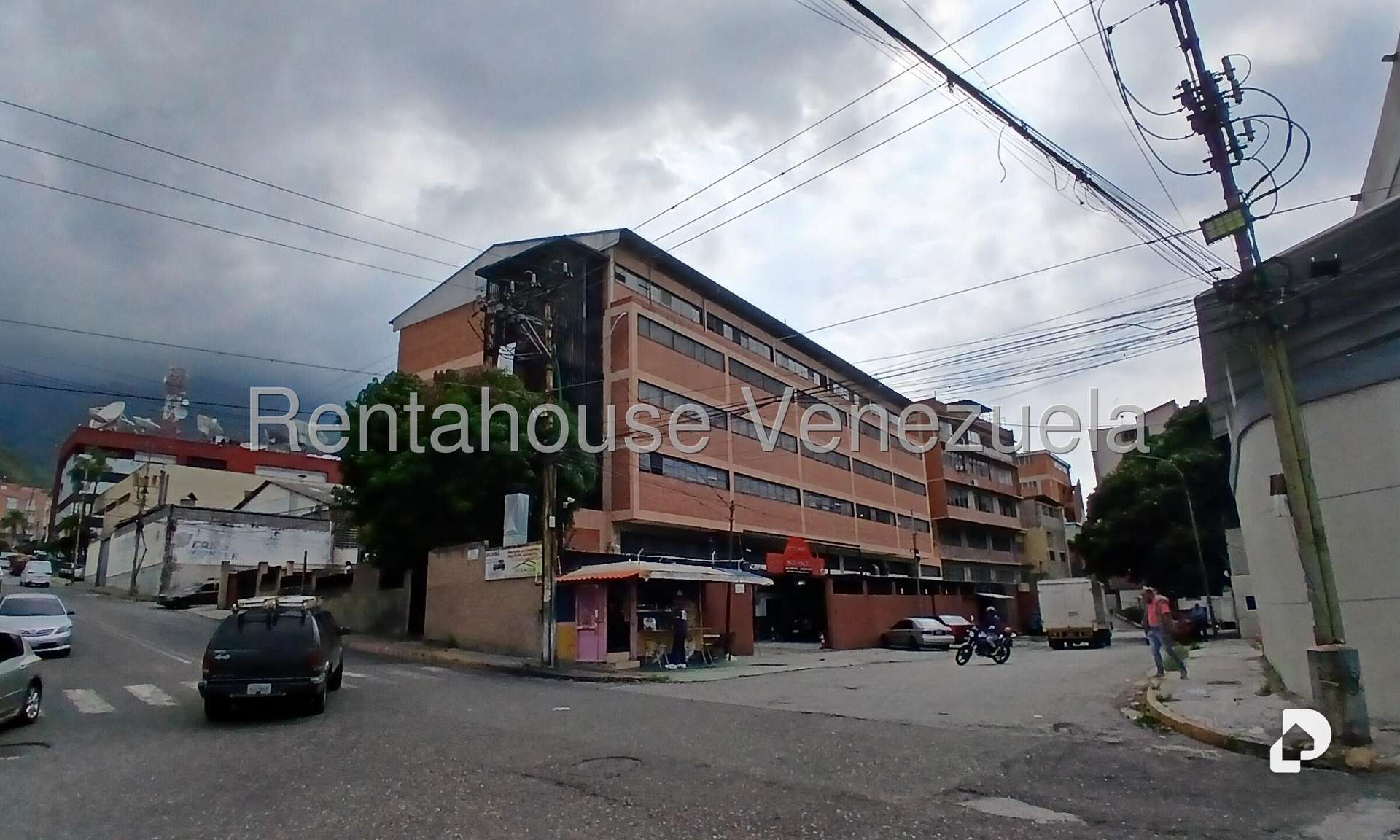 Local comercial en Boleíta Norte, Caracas – 36