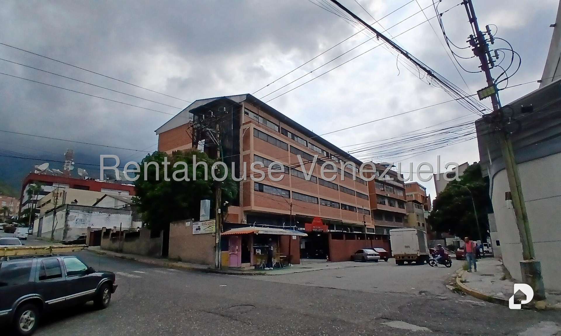Local comercial en Boleíta Norte, Caracas – 35