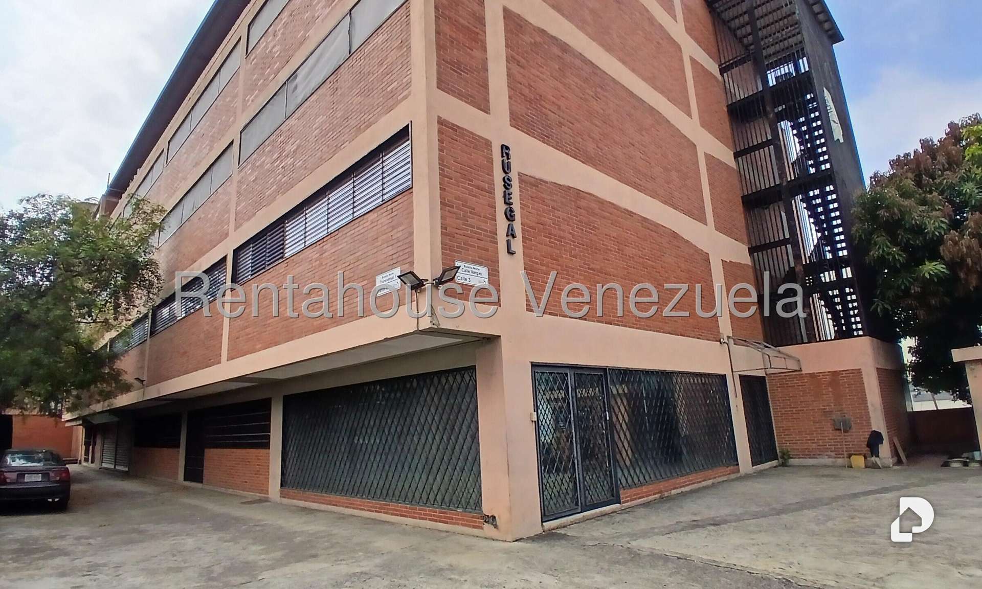 Local comercial en Boleíta Norte, Caracas – 40