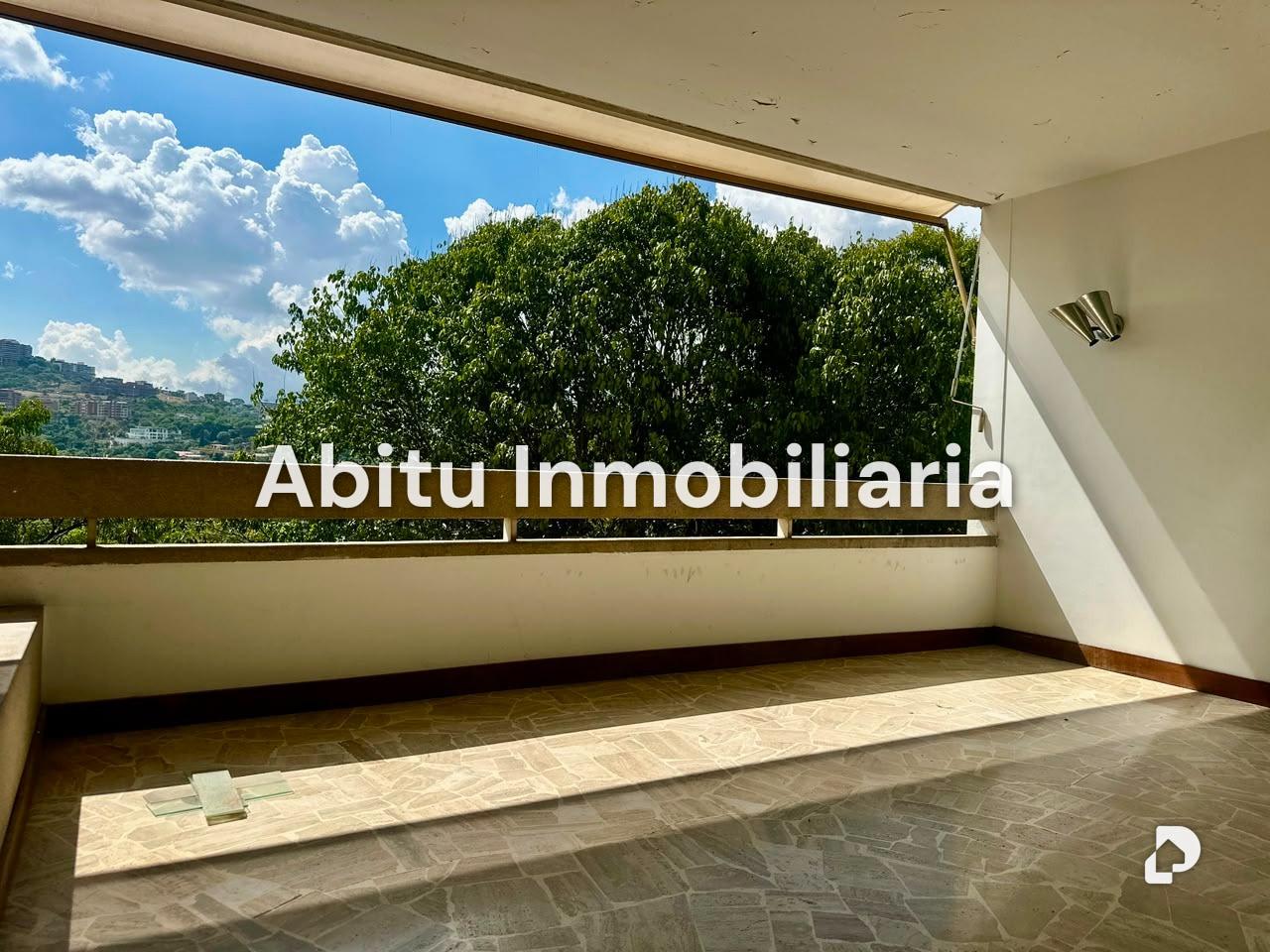 Apartamento en San Román, Caracas – 1