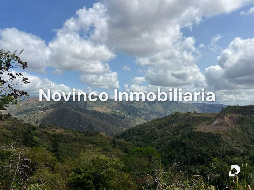 Terreno en La Lagunita, Caracas – 4