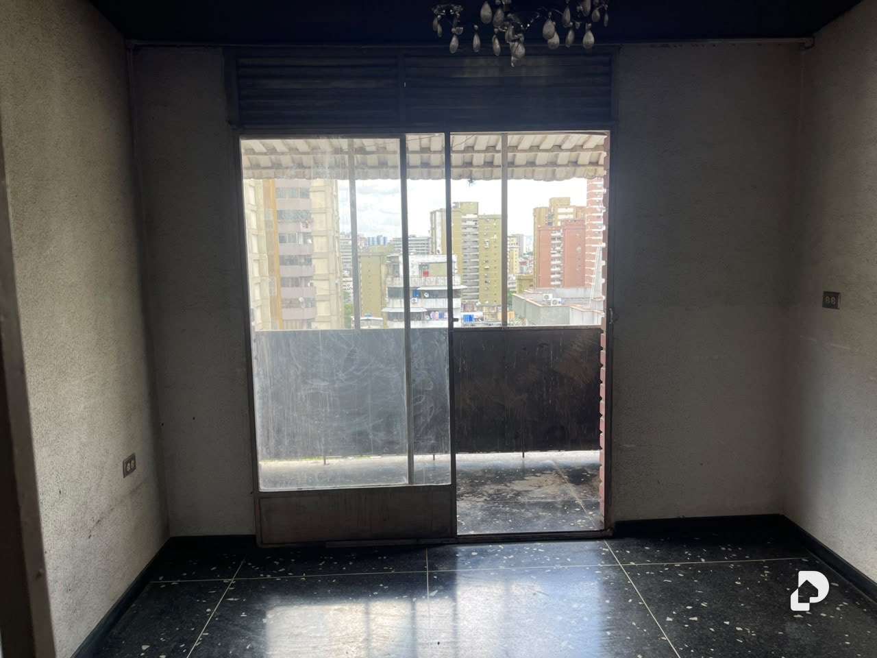 Apartamento en Av. Panteón, Caracas – 4