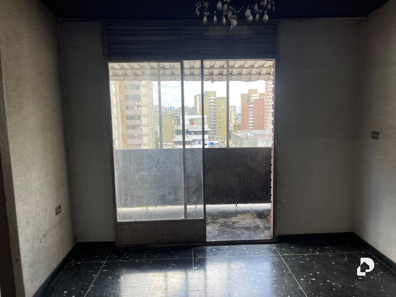 Apartamento en Av. Panteón, Caracas – 4