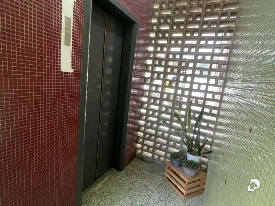 Apartamento en Av. Panteón, Caracas – 13