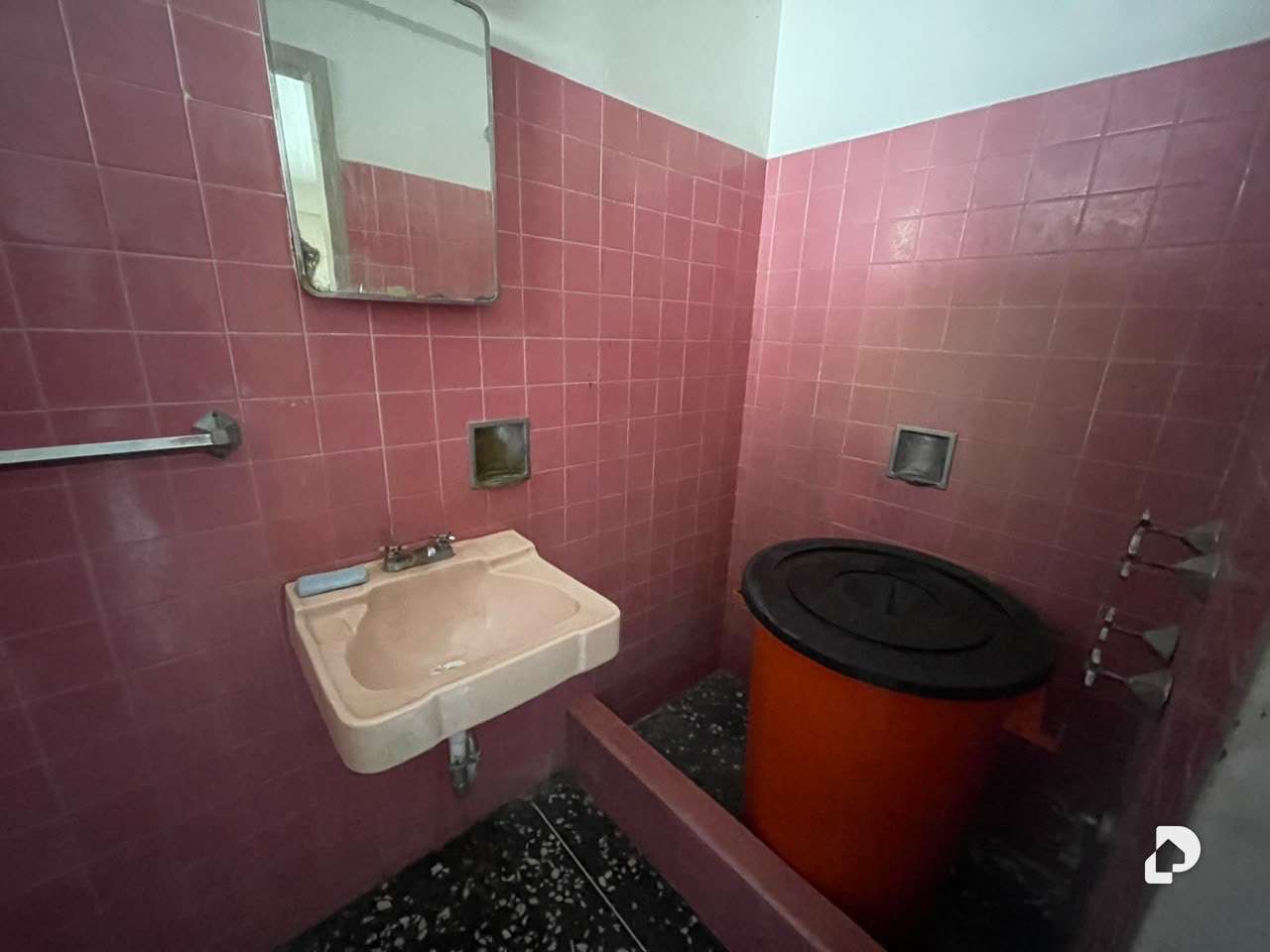 Apartamento en Av. Panteón, Caracas – 9