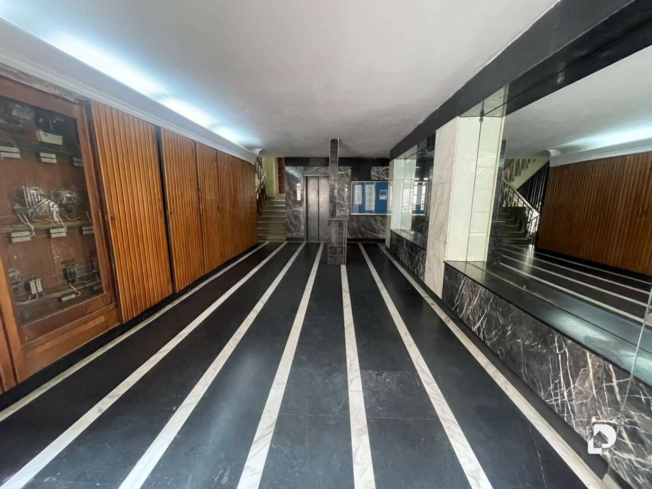 Apartamento en Av. Panteón, Caracas – 20