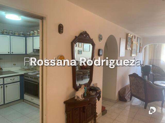 Apartamento en Horizonte, Caracas – 22