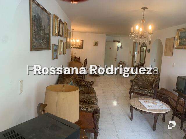 Apartamento en Horizonte, Caracas – 11