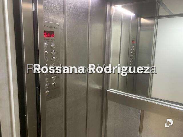 Apartamento en Horizonte, Caracas – 2