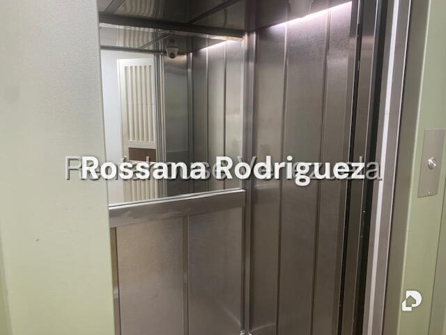 Apartamento en Horizonte, Caracas – 3