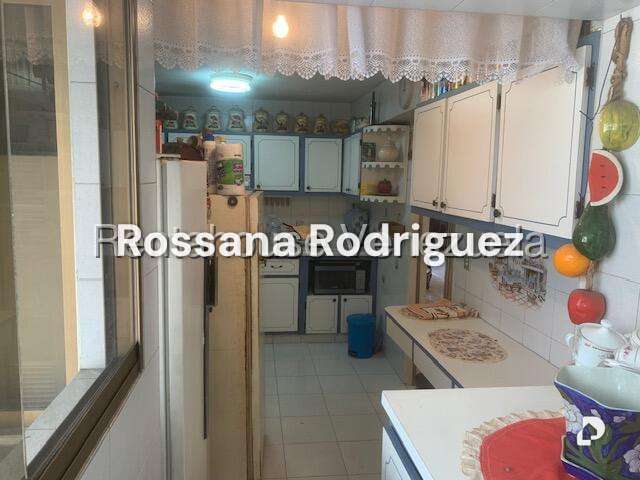 Apartamento en Horizonte, Caracas – 13