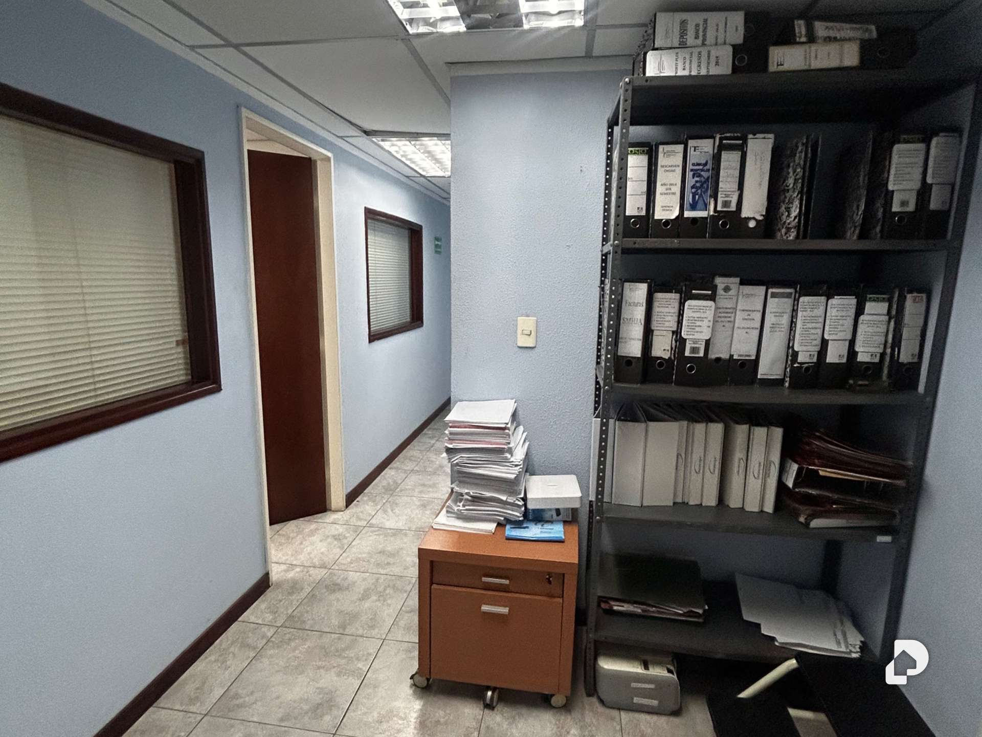 Local comercial en Los Dos Caminos, Caracas – 26