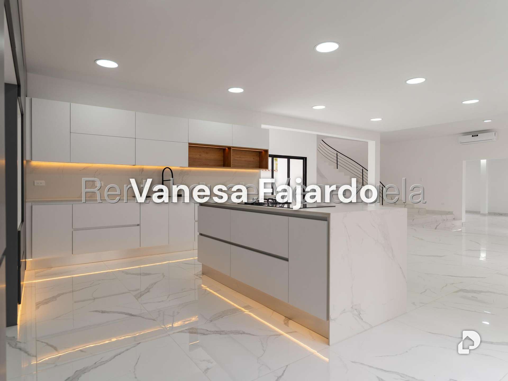 Casa en Country Club, Caracas – 13