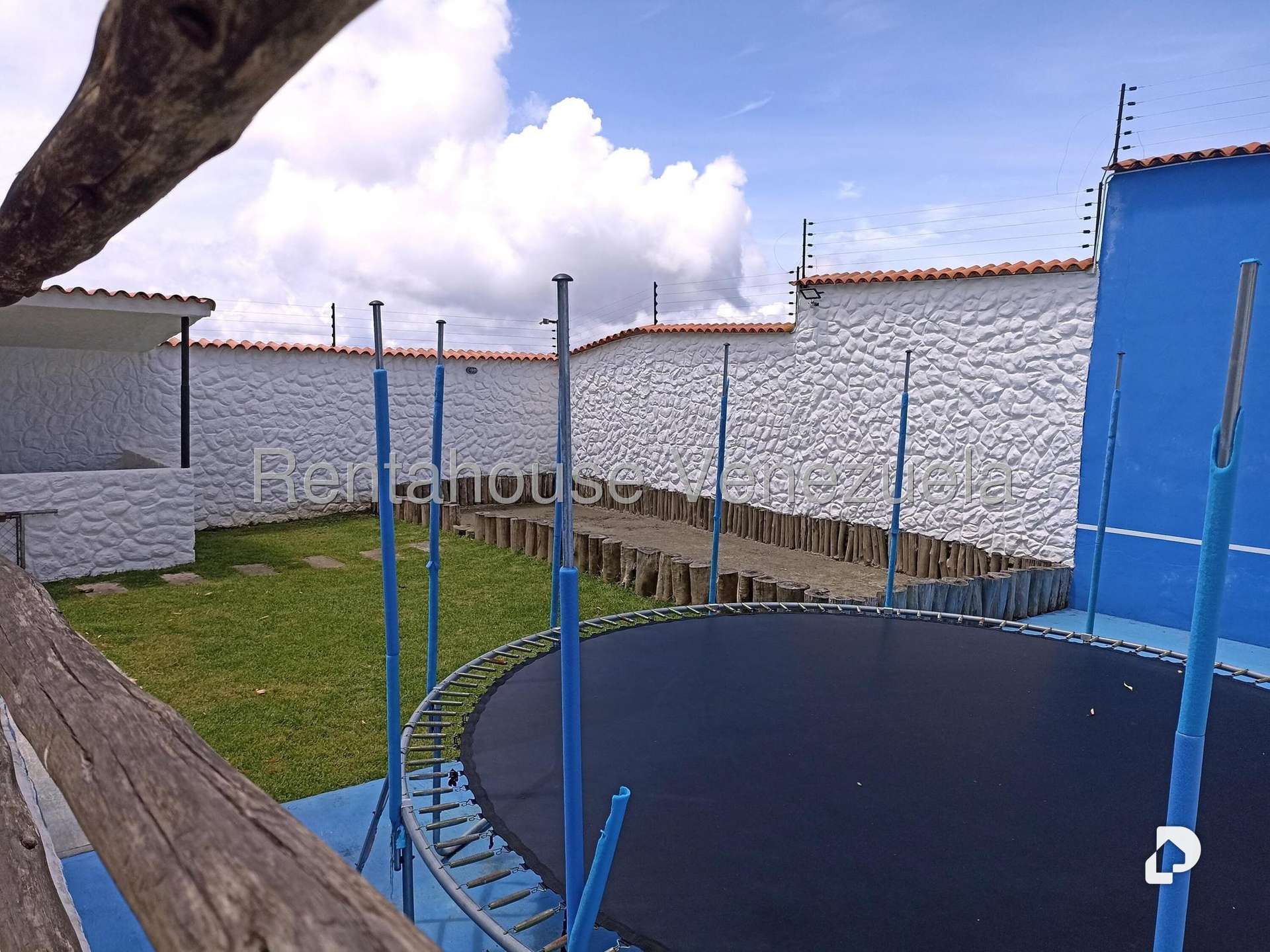 House in San Antonio de Los Altos – 11
