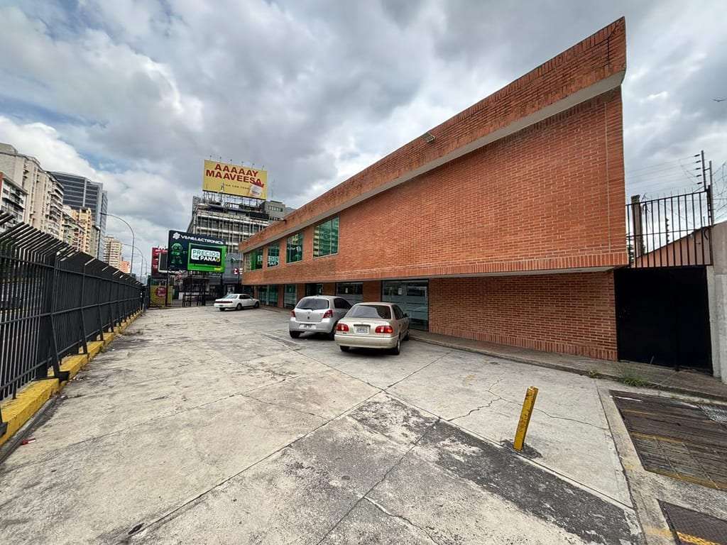 Local comercial en Los Ruices, Caracas - 1