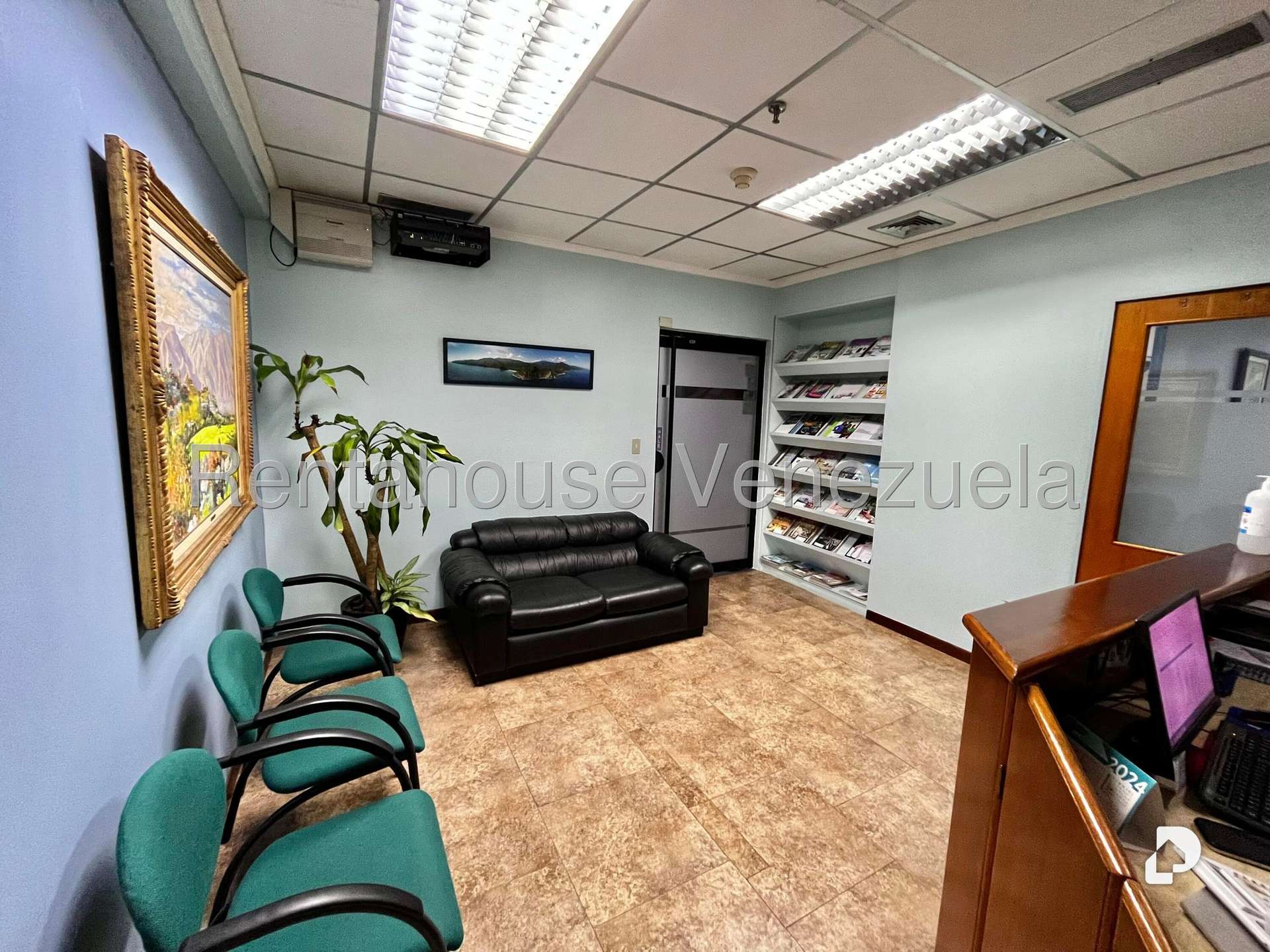 Oficina en La Castellana, Caracas – 4