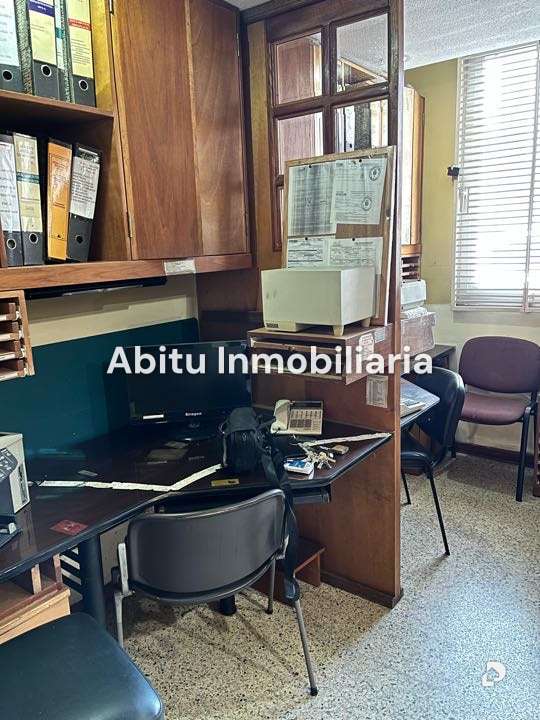 Local comercial en Bello Monte, Caracas – 12