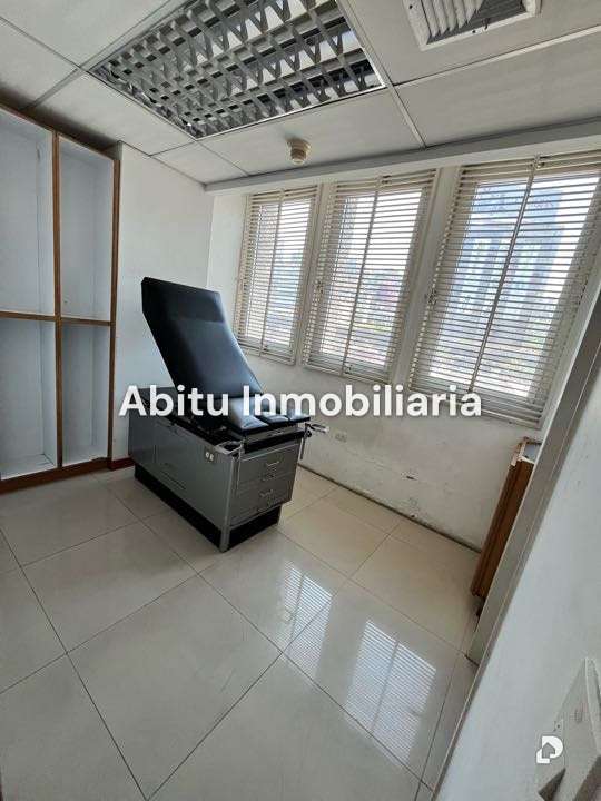 Local comercial en Bello Monte, Caracas – 39