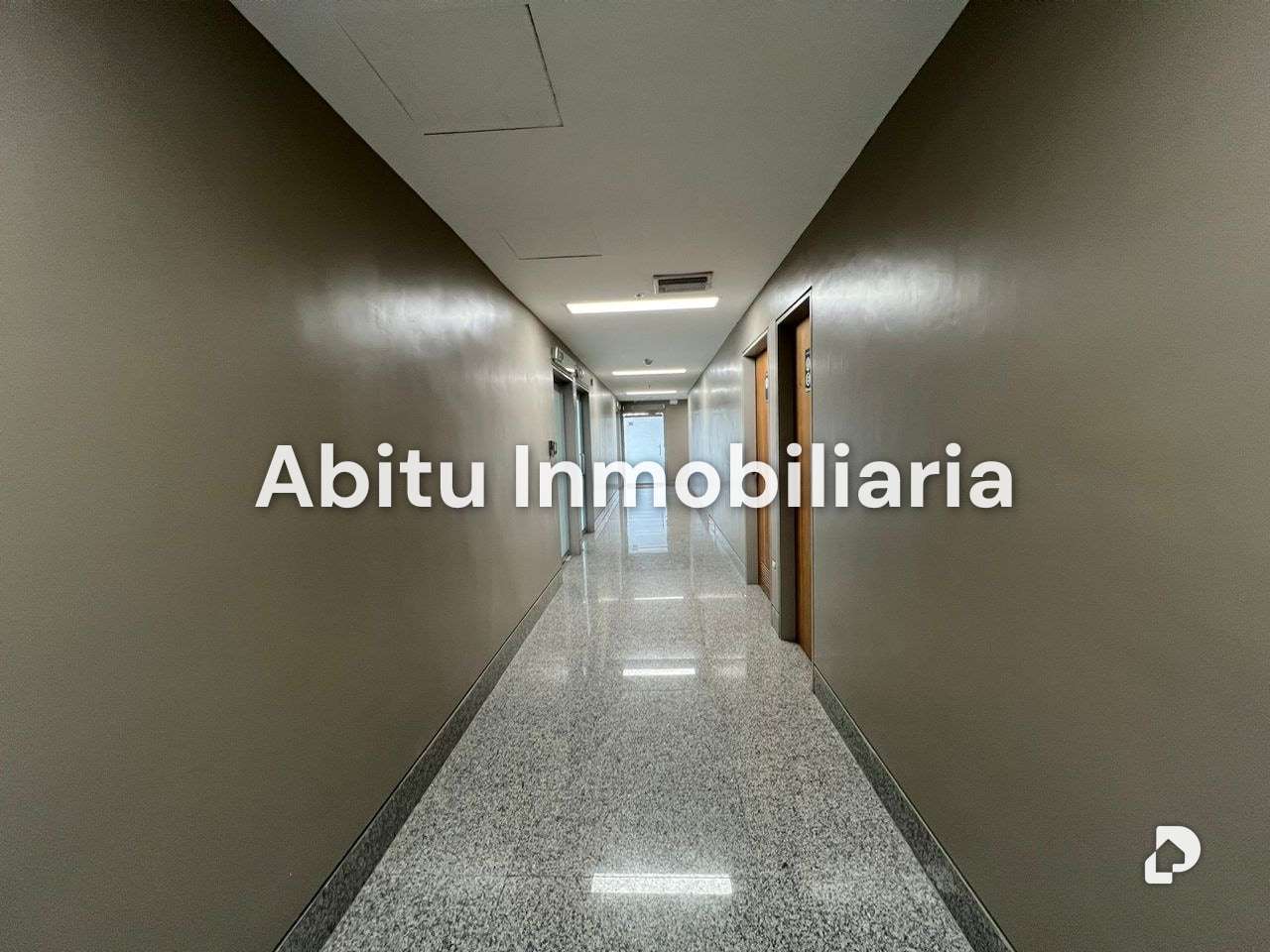 Oficina en Las Mercedes, Caracas – 6