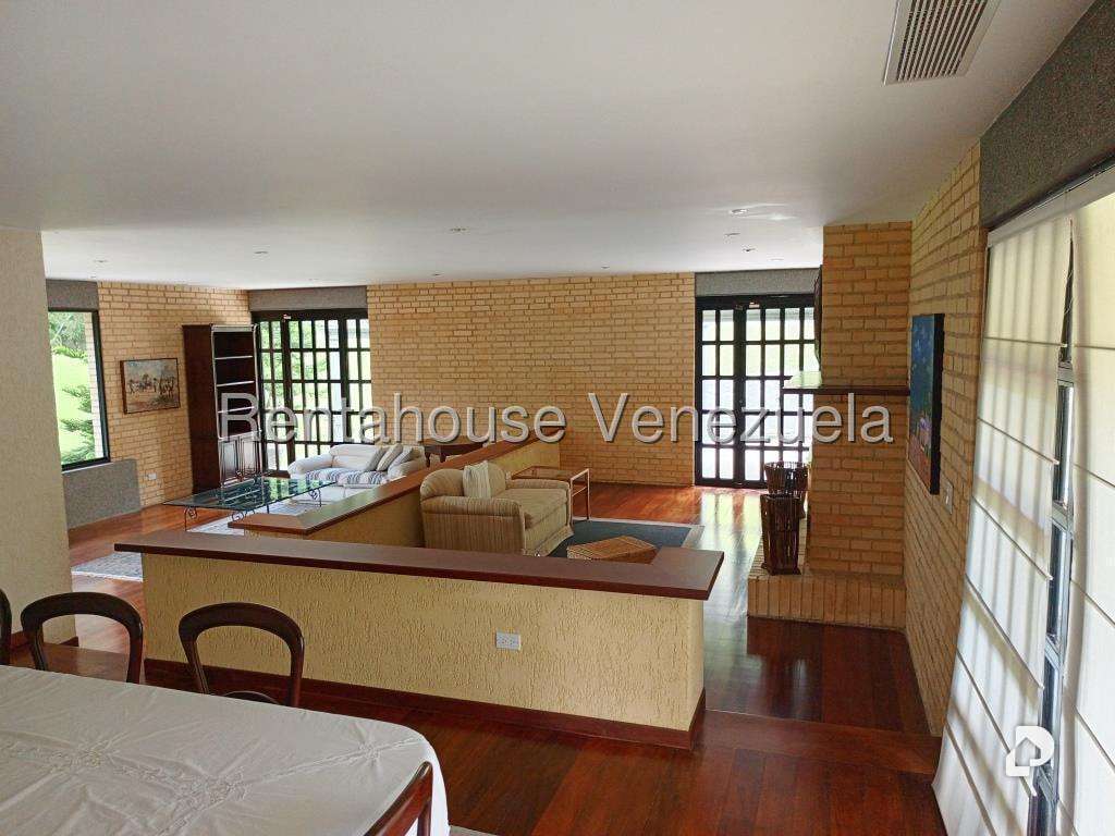 Casa en Oripoto, Caracas – 11