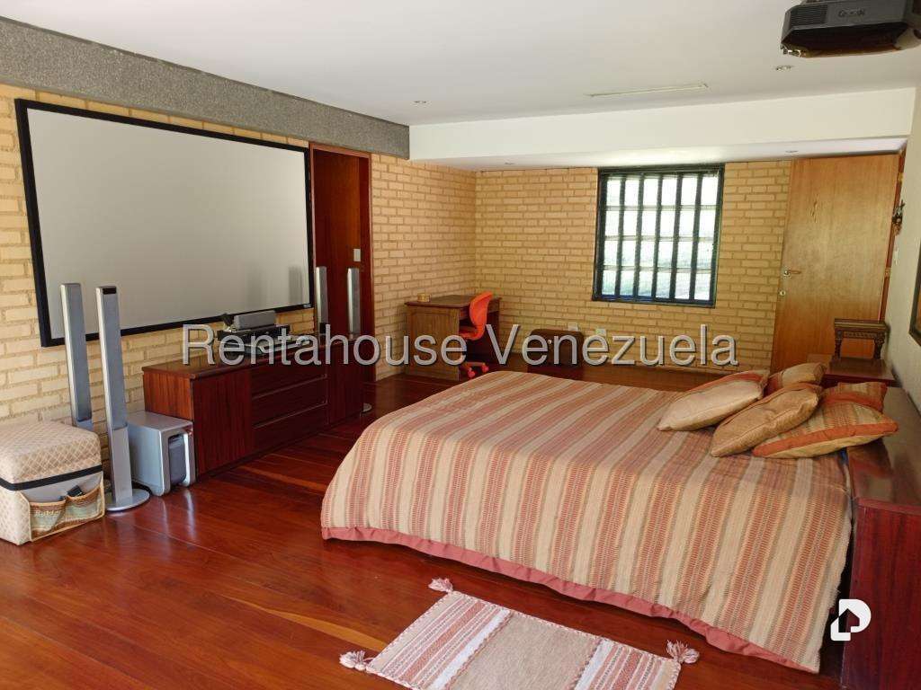 Casa en Oripoto, Caracas – 19