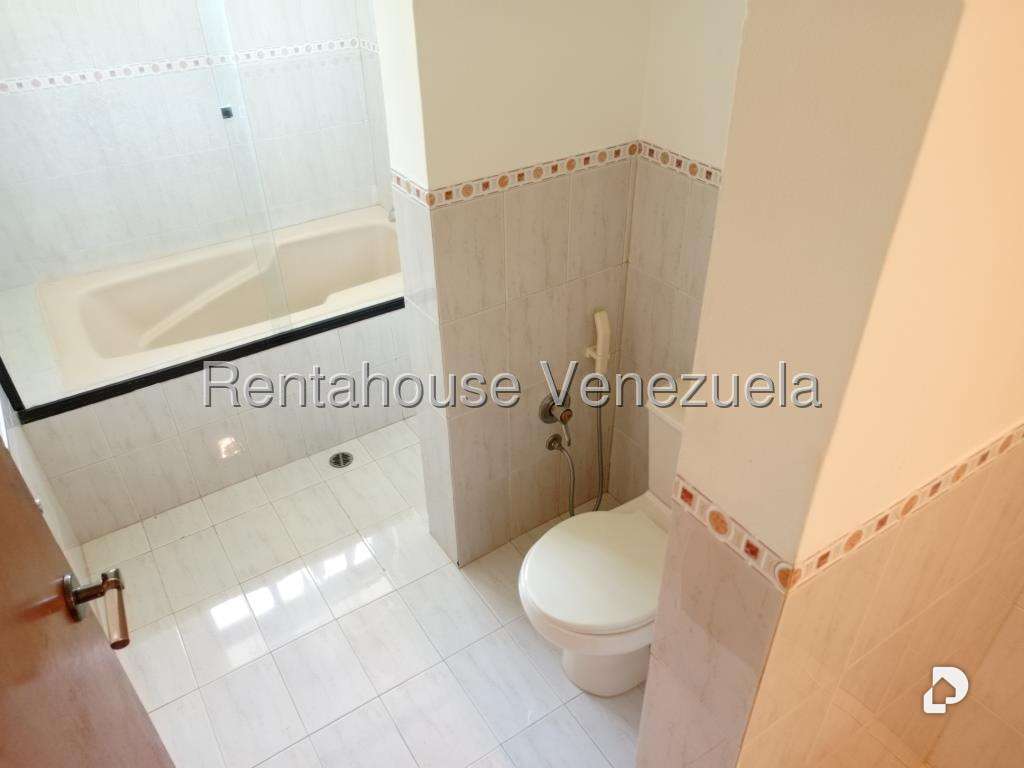 Casa en Oripoto, Caracas – 32