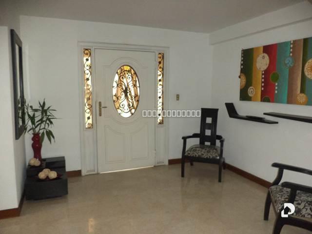 Casa en Santa Paula, Caracas – 3