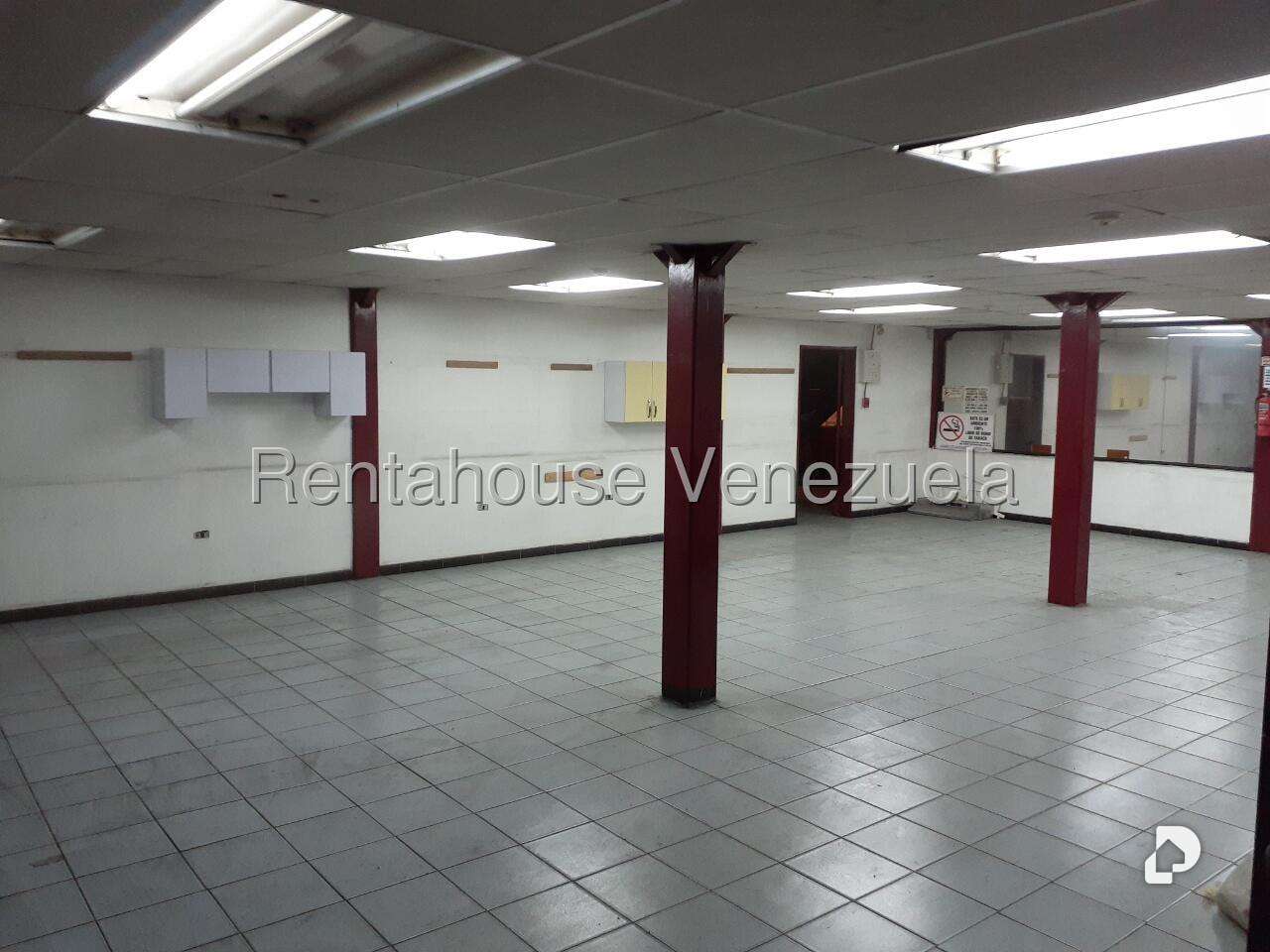 Local comercial en Los Rosales, Caracas – 2