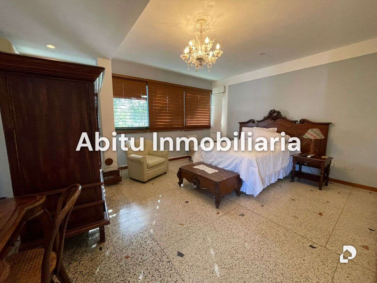 House in Terrazas del Club Hípico, Caracas – 10