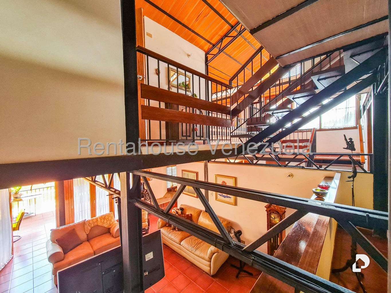Casa en Prados Del Este, Caracas – 19