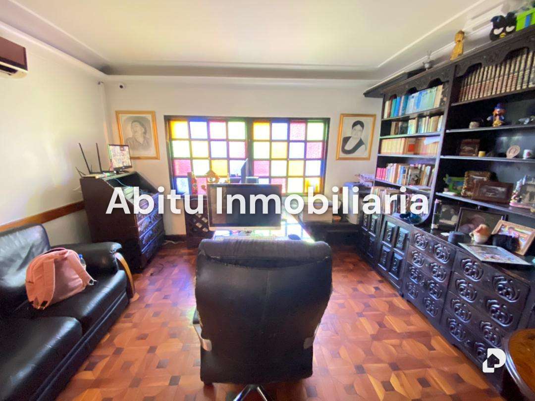 Casa en Las Palmas, Caracas – 12