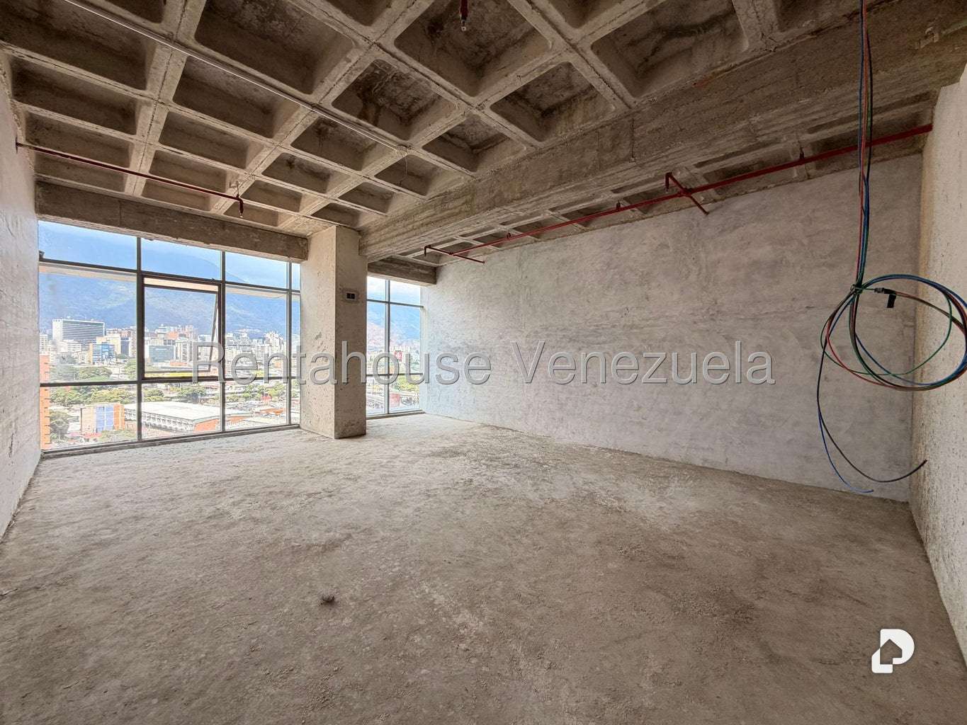 Oficina en Las Mercedes, Caracas – 8