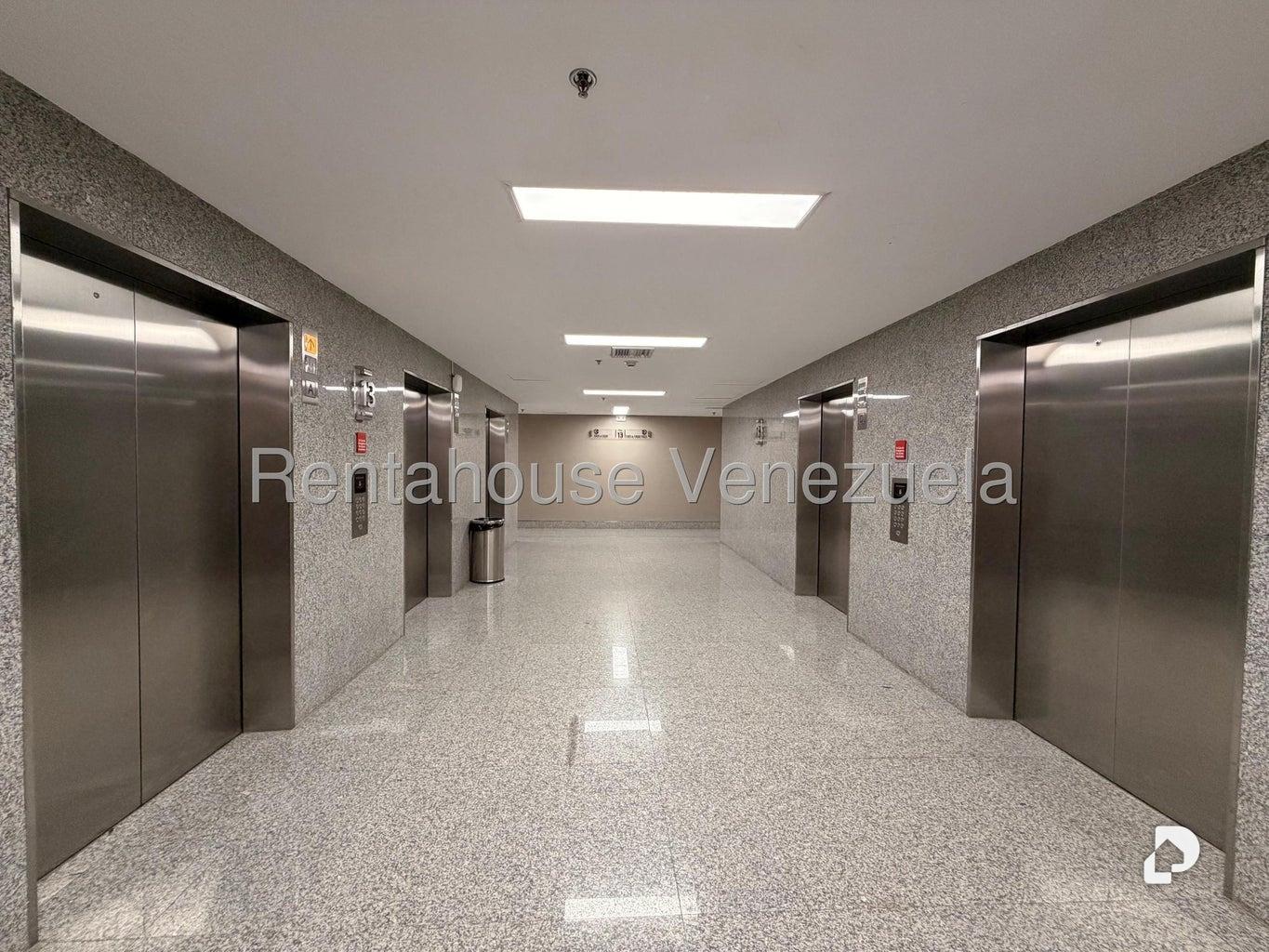 Oficina en Las Mercedes, Caracas – 5
