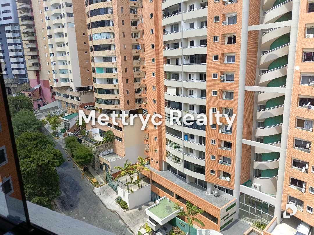 Apartamento en El Parral, Valencia – 1