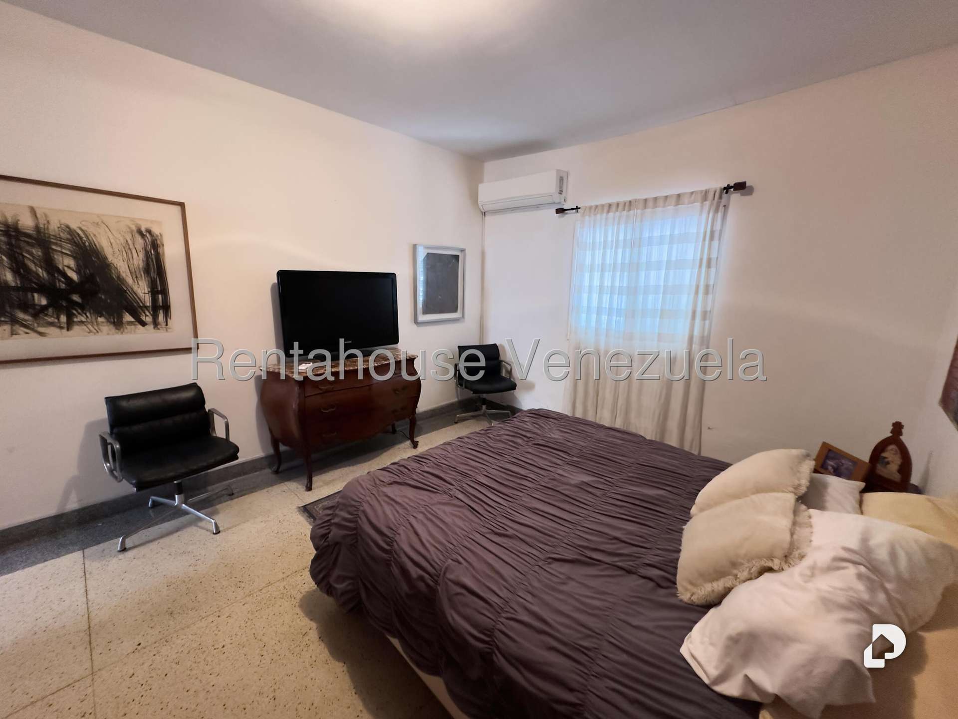 Casa en Alta Florida, Caracas – 26