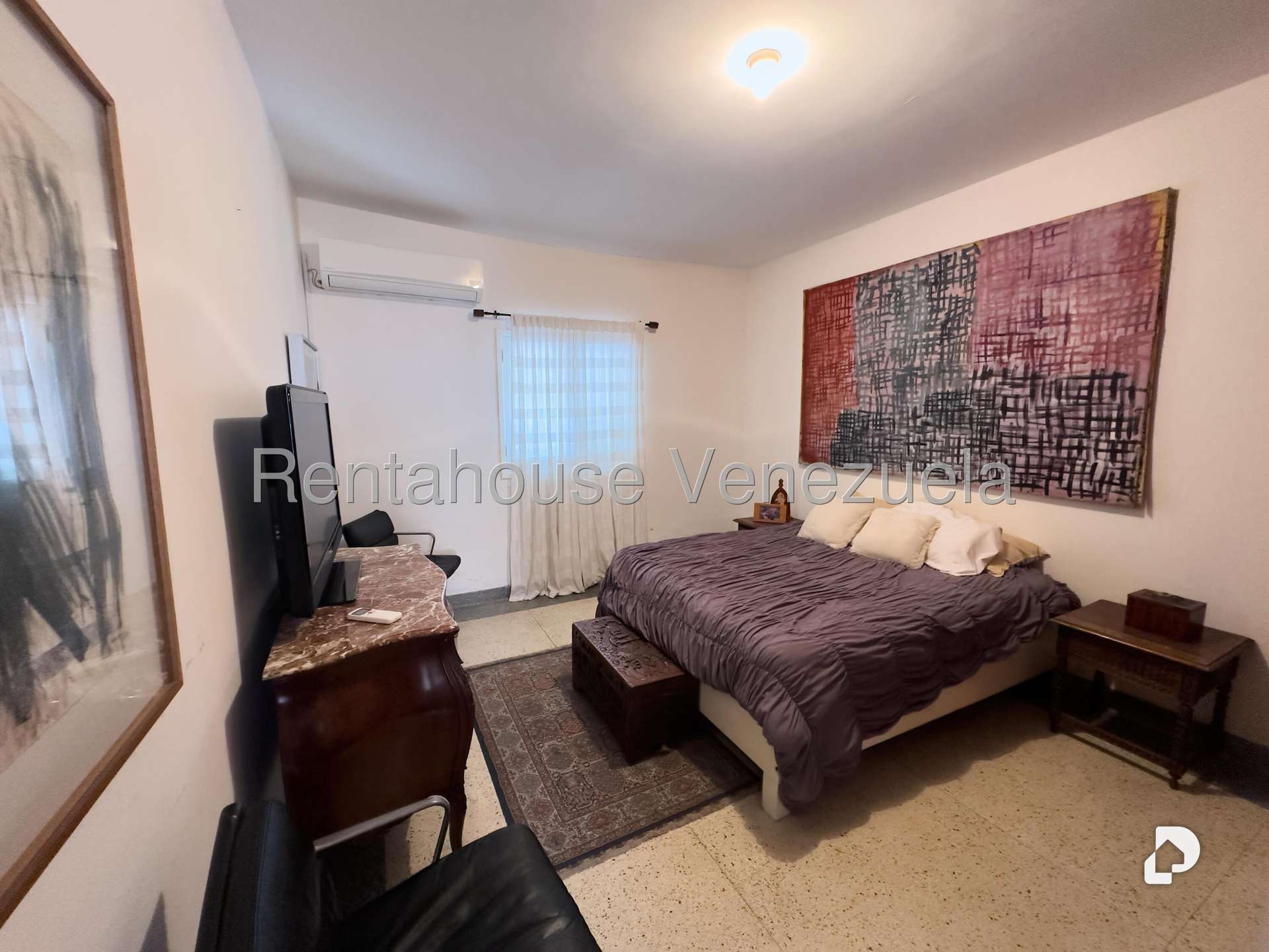 Casa en Alta Florida, Caracas – 25