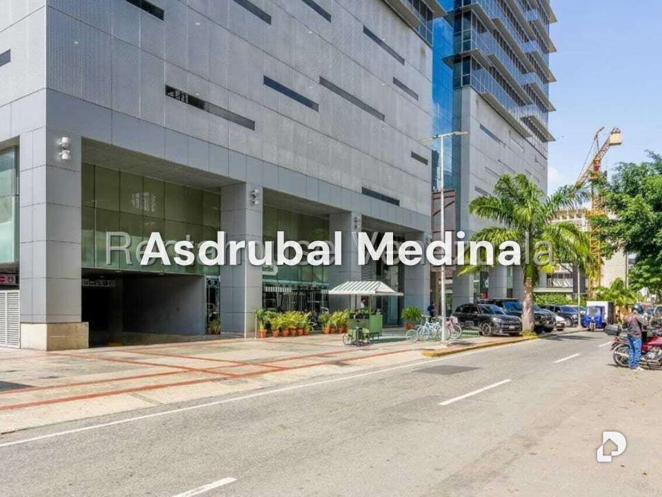 Oficina en Las Mercedes, Caracas – 1