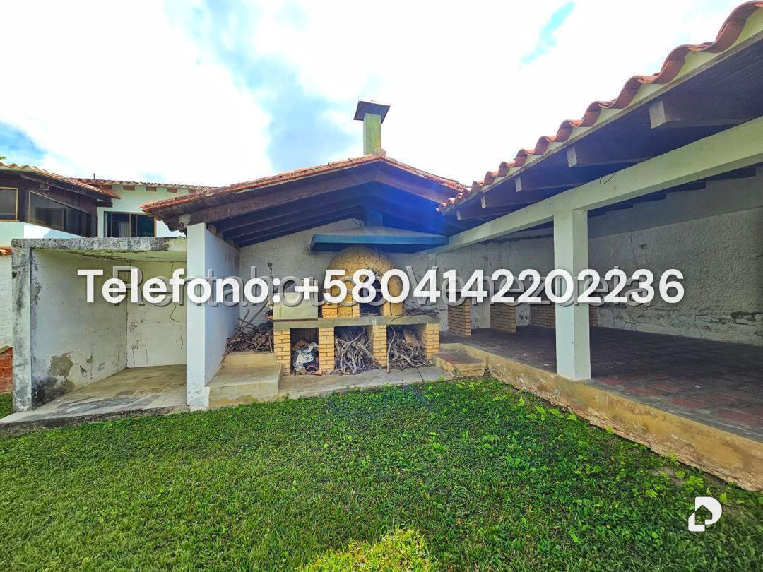Casa en Lomas de La Lagunita, Caracas – 3