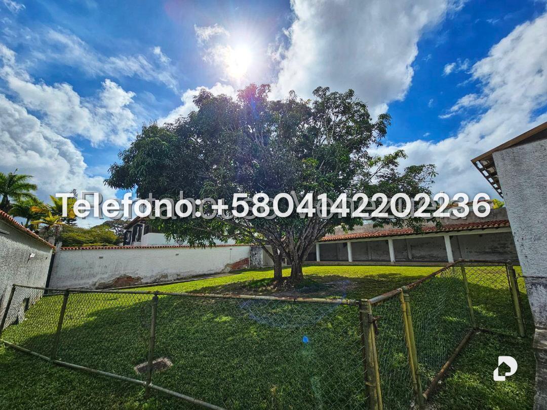 Casa en Lomas de La Lagunita, Caracas – 4