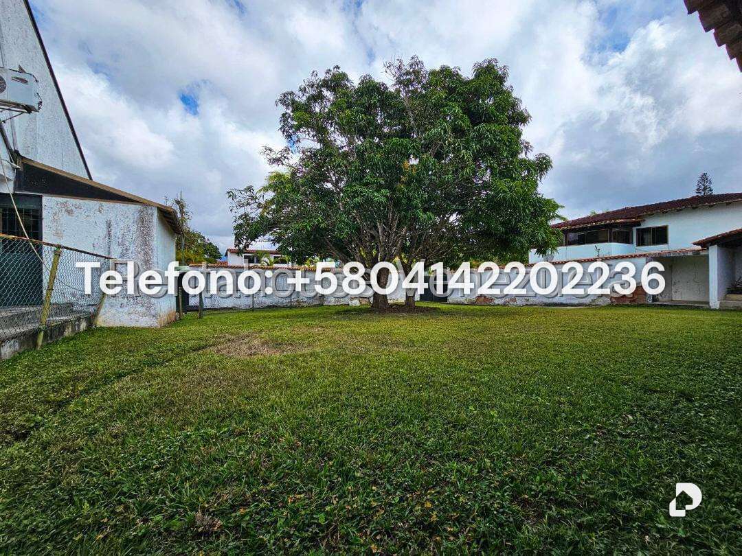 Casa en Lomas de La Lagunita, Caracas – 17