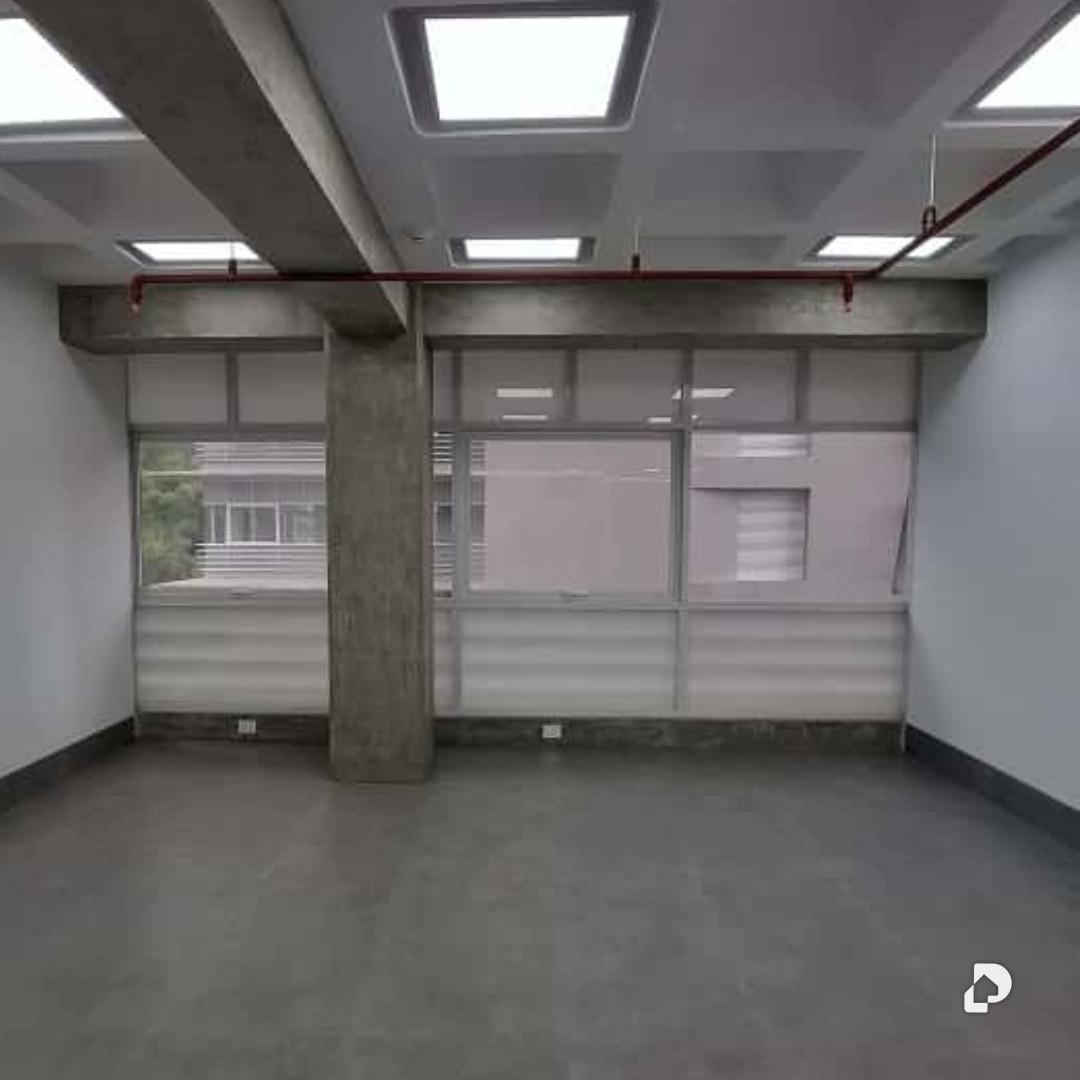 Oficina en La Lagunita, Caracas – 4
