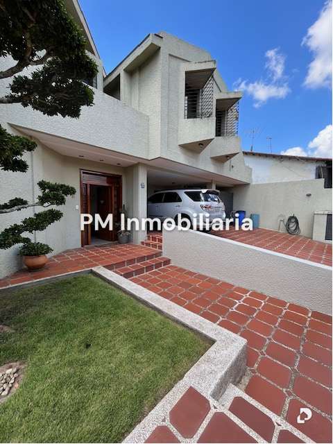 House in El Cafetal, Caracas – 2