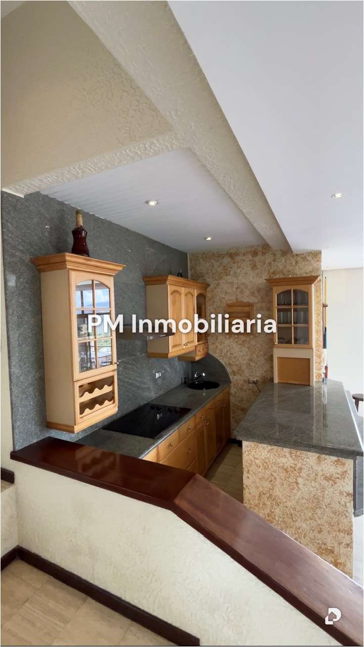 House in El Cafetal, Caracas – 21