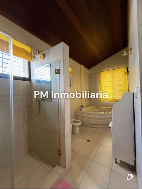 House in El Cafetal, Caracas – 15
