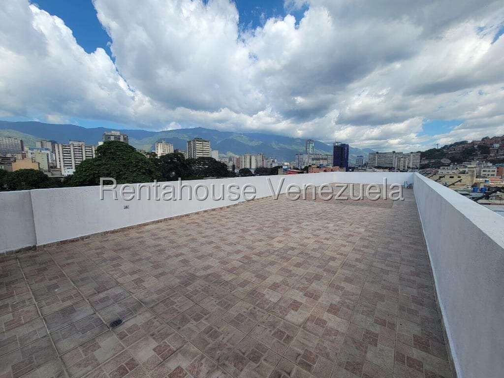 Edificio en Puente Hierro, Caracas